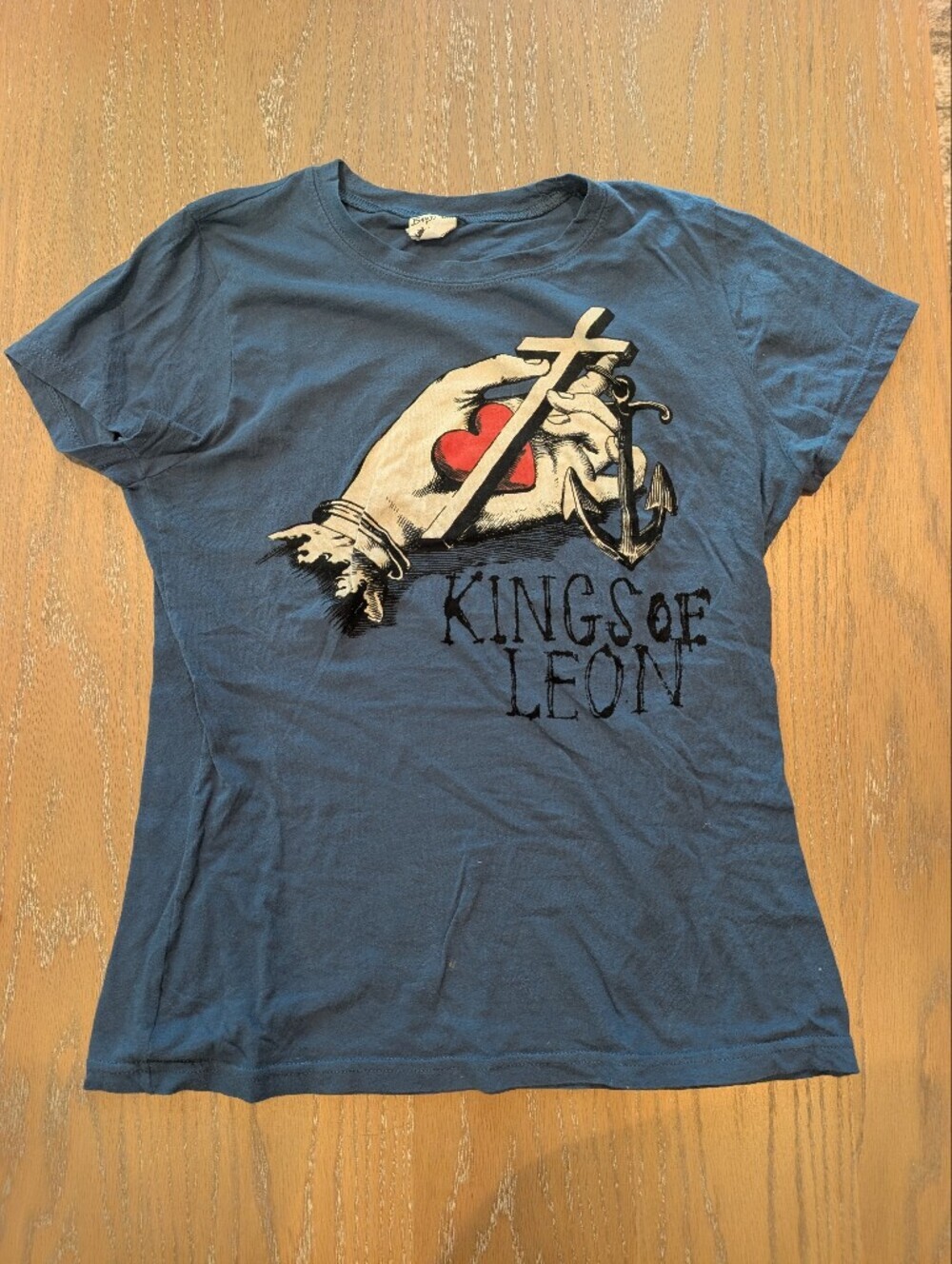 Retro Kings of Leon x Bay Island Hand Cross Anchor Blue T-Shirt Women's Medium